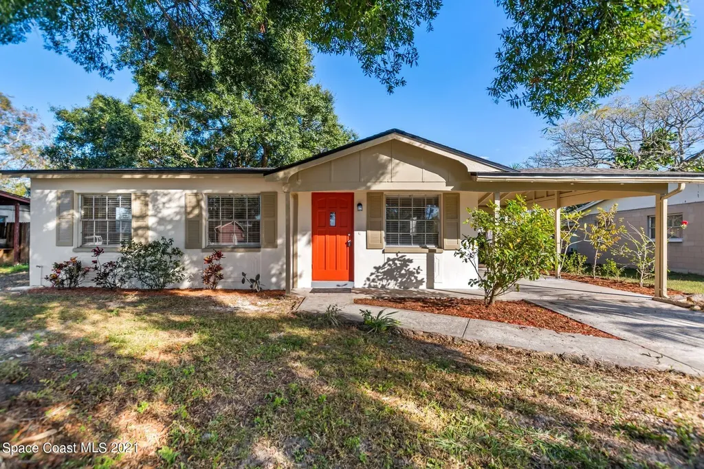 4901 Holiday Drive Tampa FL 33615
