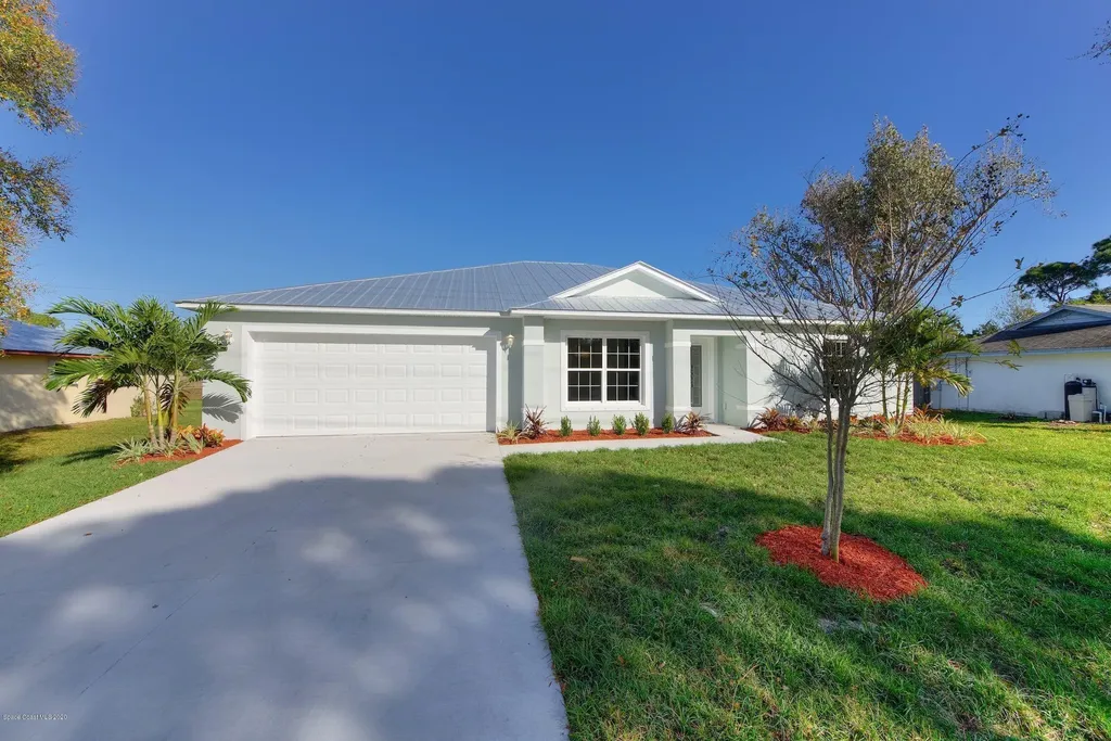 850 Forest Street NE Palm Bay FL 32907