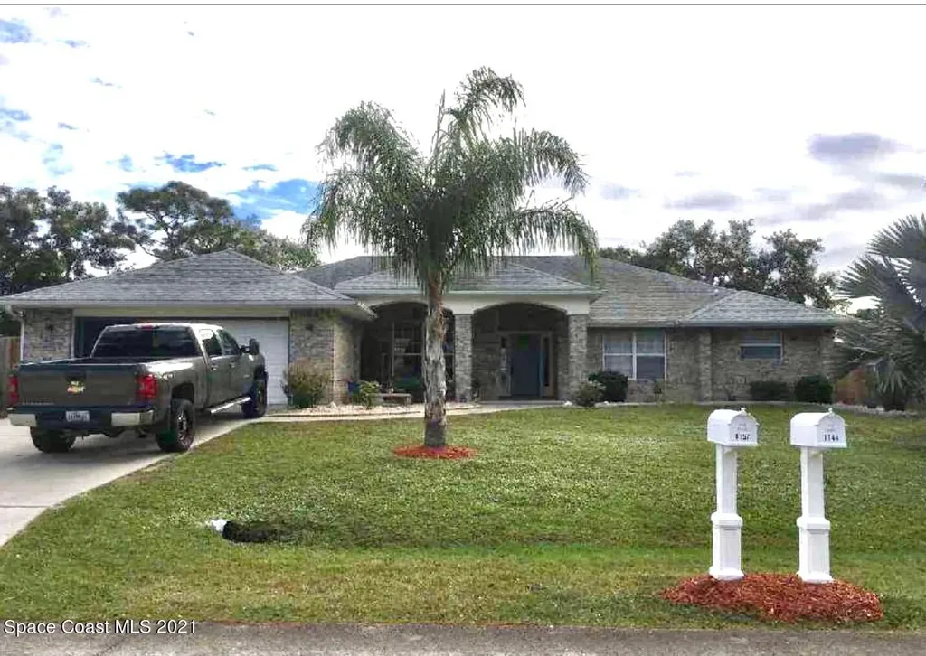 1157 Peacock Avenue NE Palm Bay FL 32907