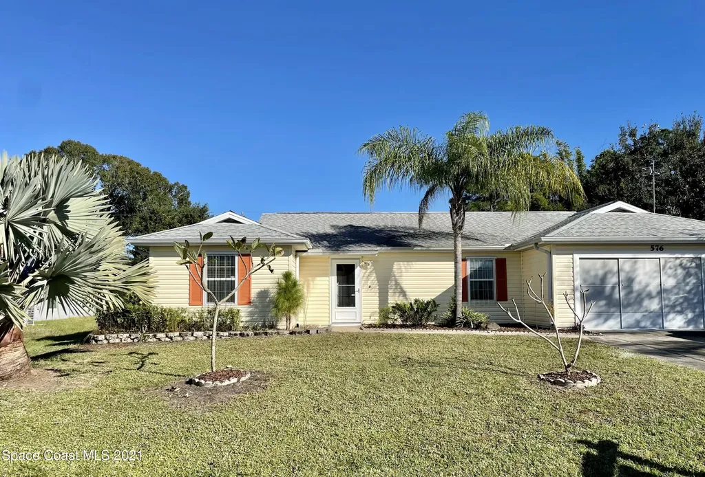 576 Americana Boulevard NW Palm Bay FL 32907