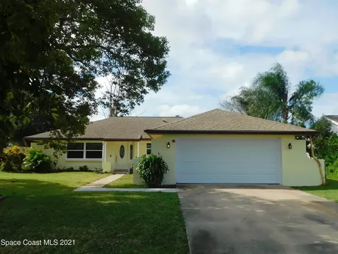 424 Charlotta Avenue SE Palm Bay FL 32909