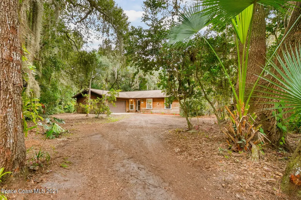 568 S Wildwood Lane Melbourne FL 32904