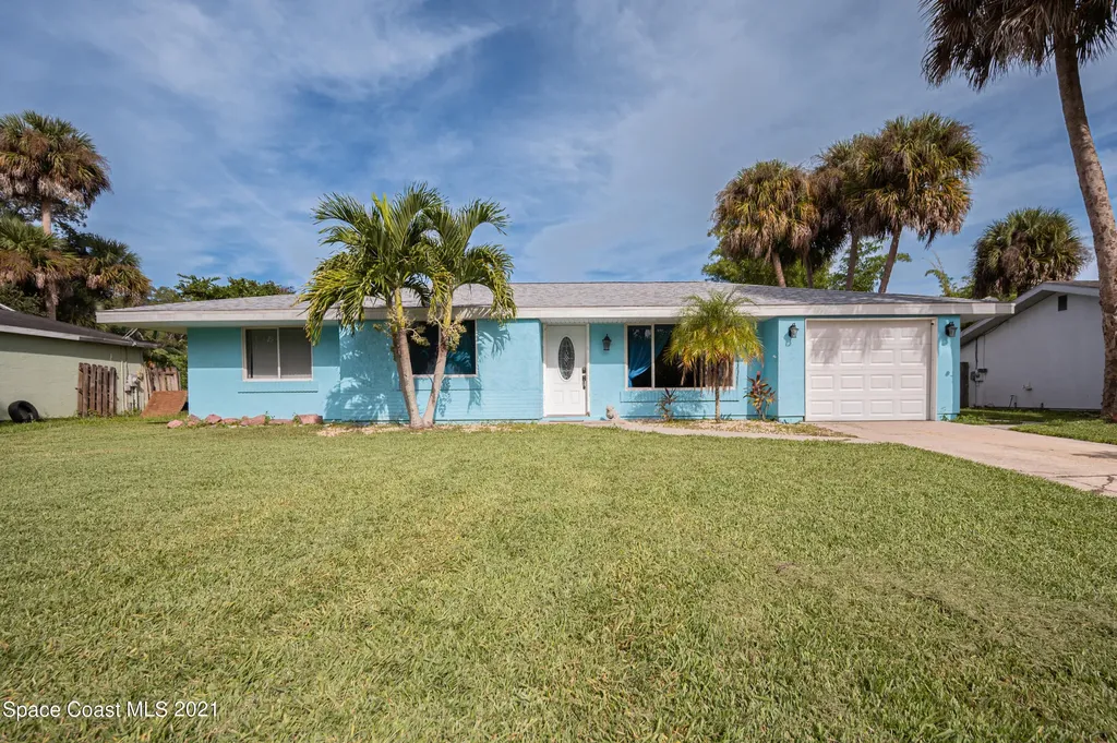1135 Lynridge Lane NE Palm Bay FL 32907