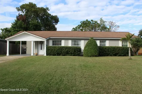 1390 Thoreau Street Titusville FL 32780