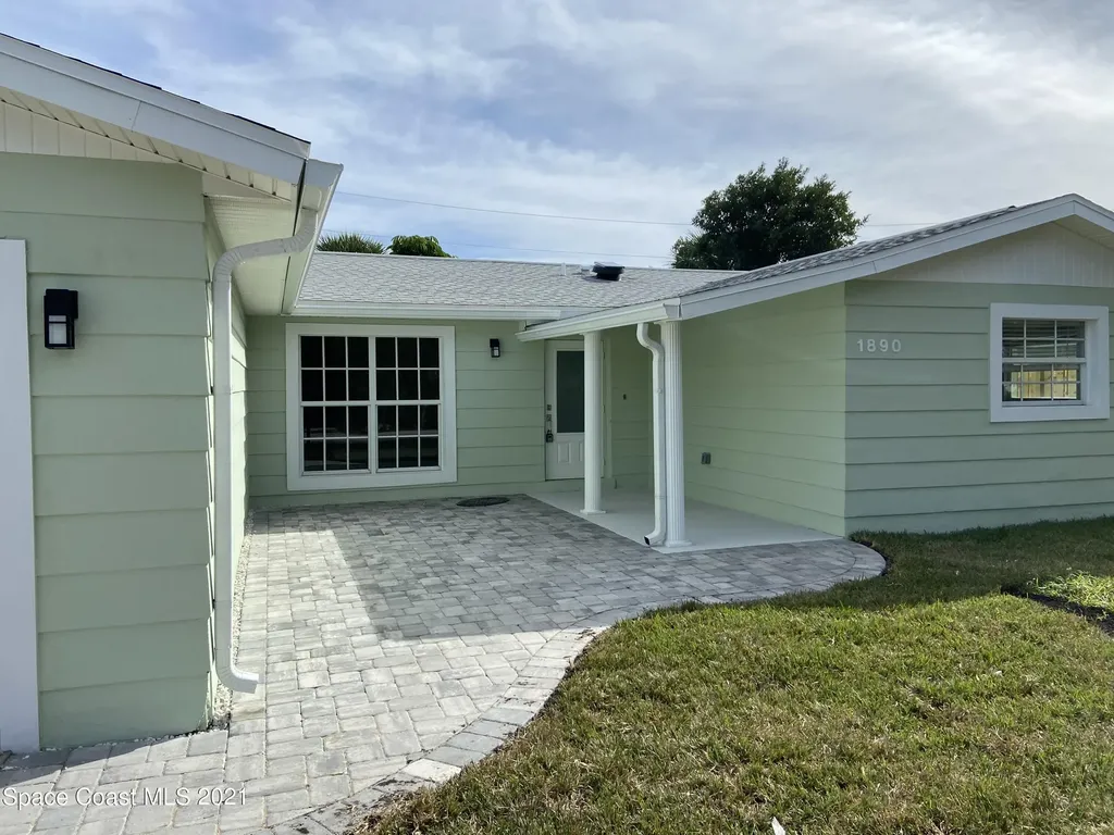 1890 Gulf Court Indialantic FL 32903