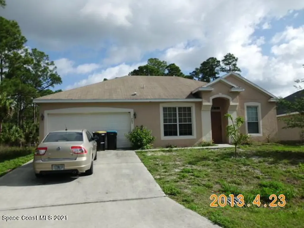 765 Gelaso Street SW Palm Bay FL 32908
