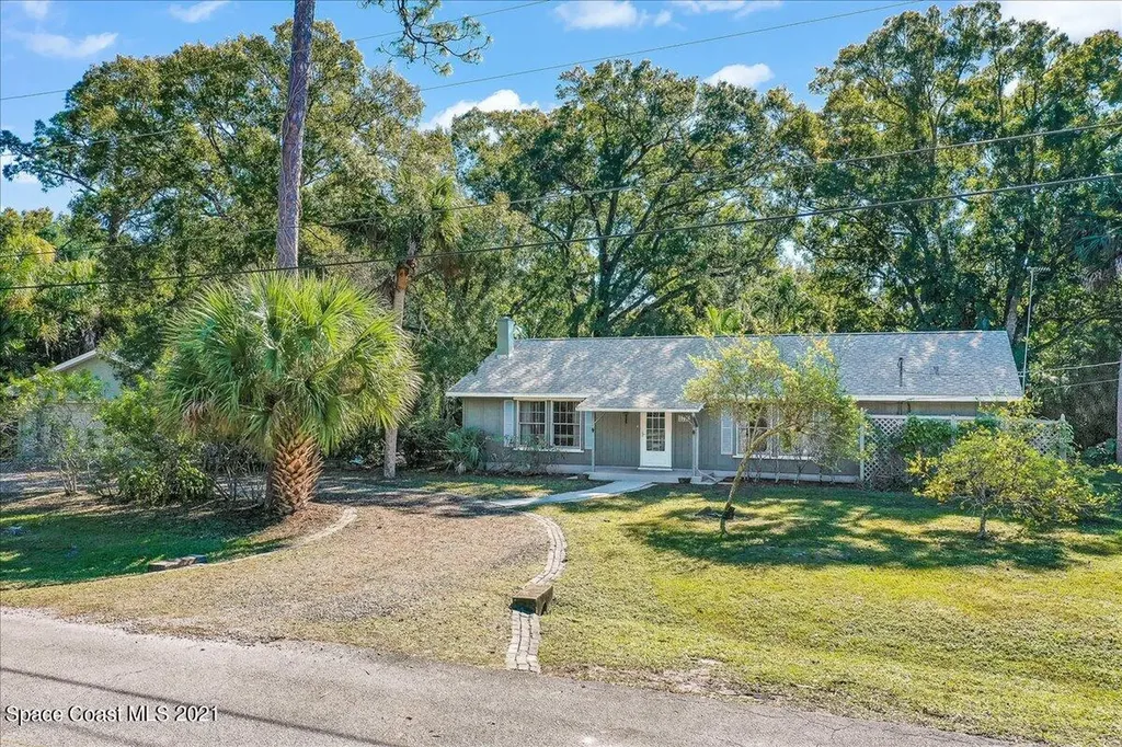 6757 Blue Jay Lane Melbourne FL 32904