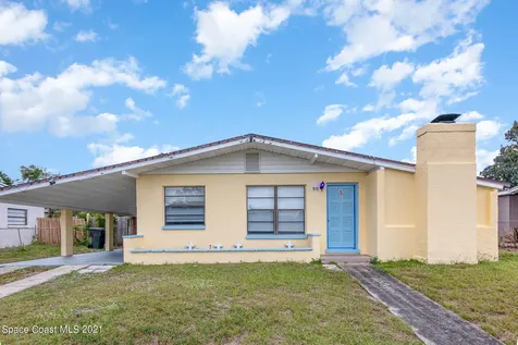 95 Sky Lane Titusville FL 32796