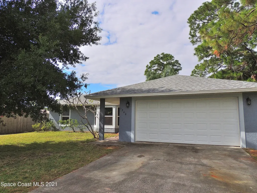 1360 Lamplighter Drive NW Palm Bay FL 32907