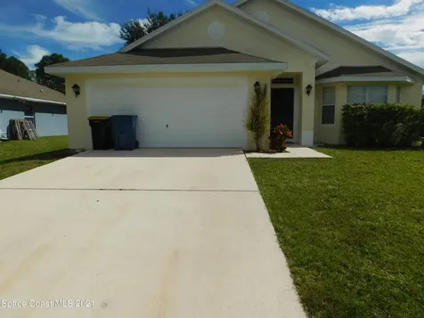 1999 Waukesha Avenue SE Palm Bay FL 32909