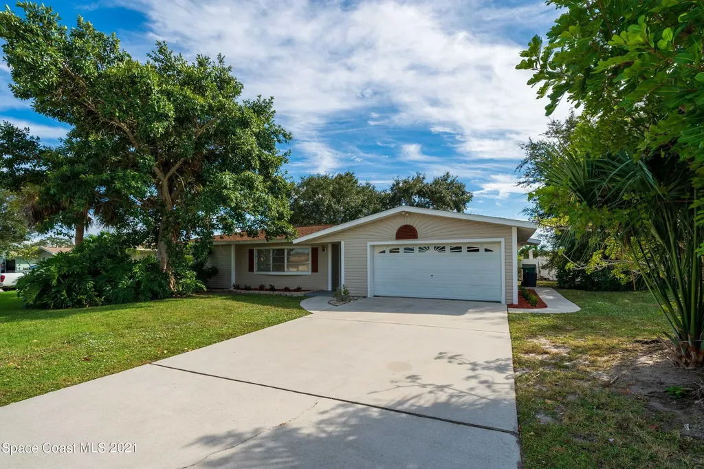 305 Ursa Avenue Merritt Island FL 32953