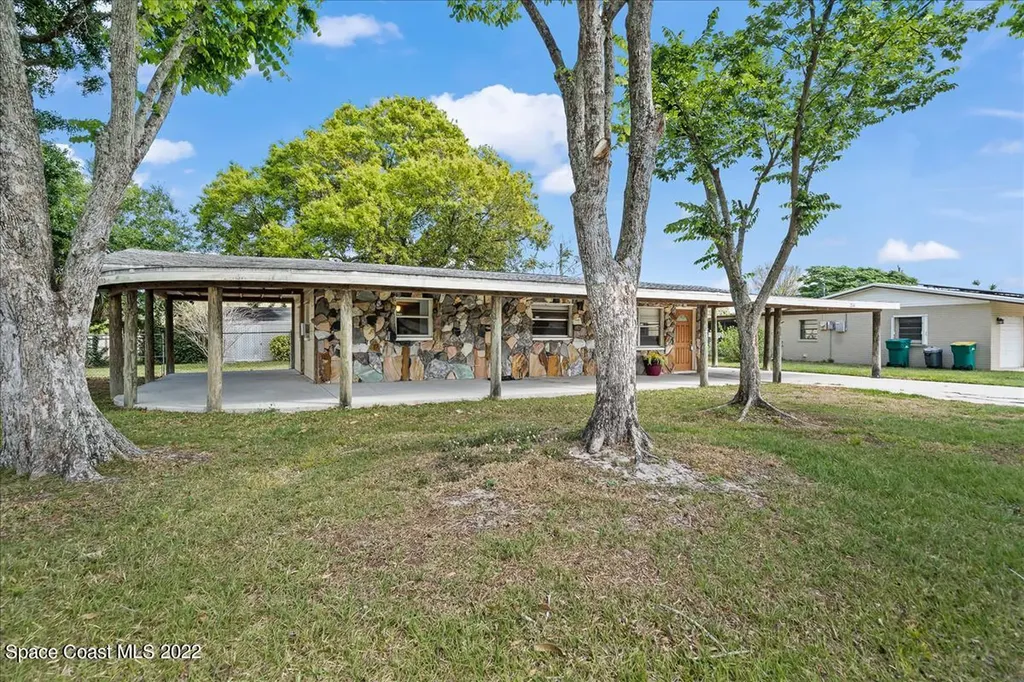 2810 S Breeze Road Melbourne FL 32935