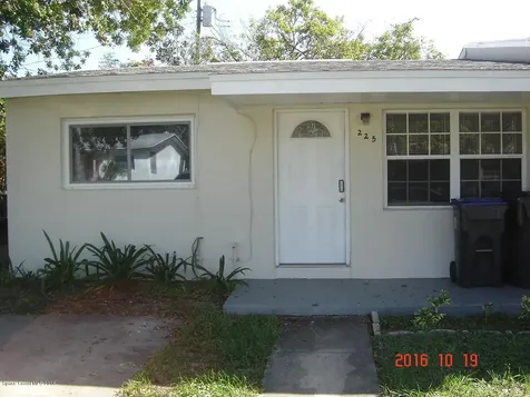 225 W Towne Place Titusville FL 32796