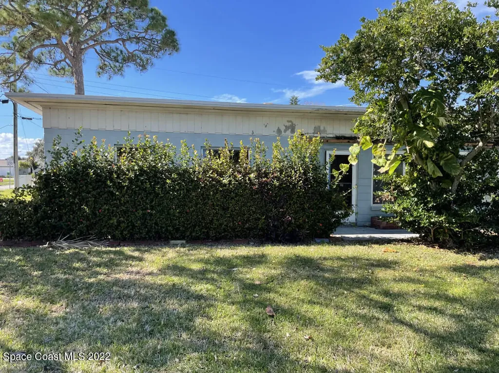 1523 N Banana River Drive Merritt Island FL 32952