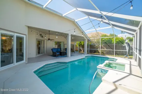 1920 Canterbury Drive Indialantic FL 32903