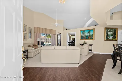 1920 Canterbury Drive Indialantic FL 32903