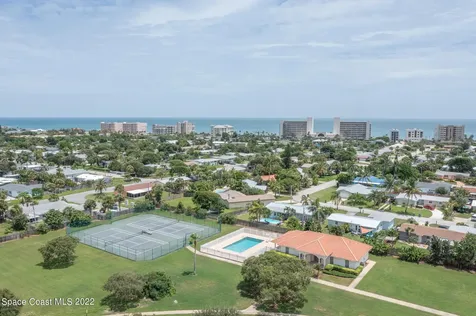 1920 Canterbury Drive Indialantic FL 32903