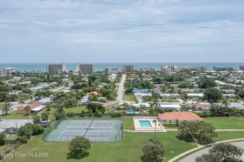 1920 Canterbury Drive Indialantic FL 32903