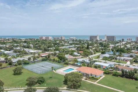 1920 Canterbury Drive Indialantic FL 32903