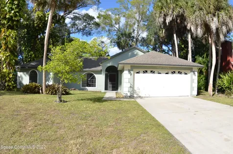 849 Bellevue Street NE Palm Bay FL 32907