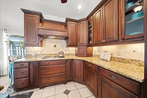 585 Newport Drive Indialantic FL 32903