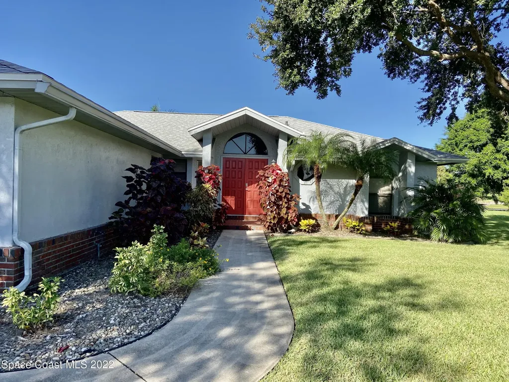 452 Crystal Lake Drive Melbourne FL 32940