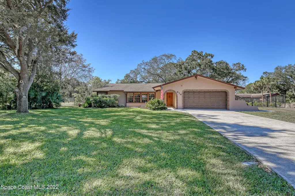 916 Nevada Drive NE Palm Bay FL 32907