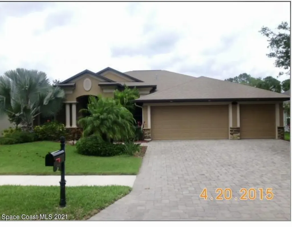 2025 Botanica Circle Melbourne FL 32904