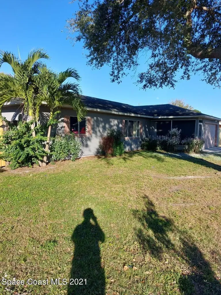 1885 Cleveland Street NE Palm Bay FL 32905