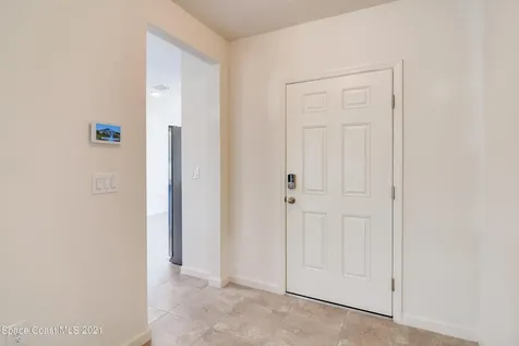 531 Old Country Road SE Palm Bay FL 32909