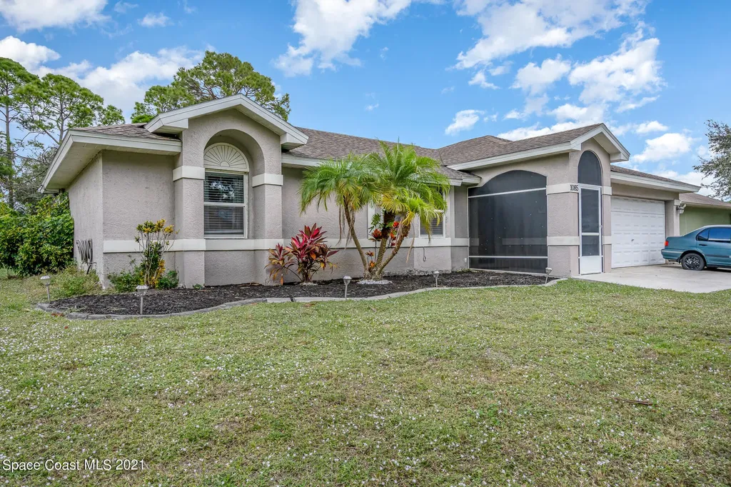 1085 Merrimac Street SE Palm Bay FL 32909