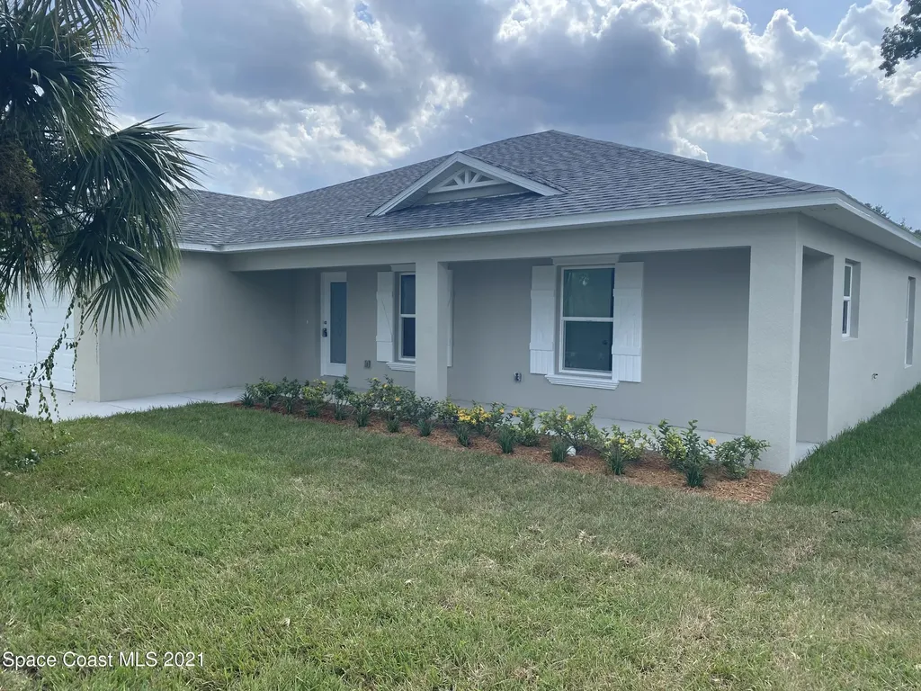 2865 Fawn Lake Boulevard Mims FL 32754