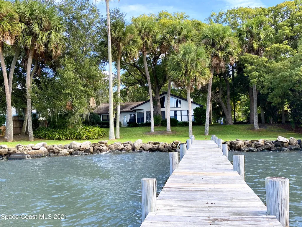 935 N Tropical Trail Merritt Island FL 32953