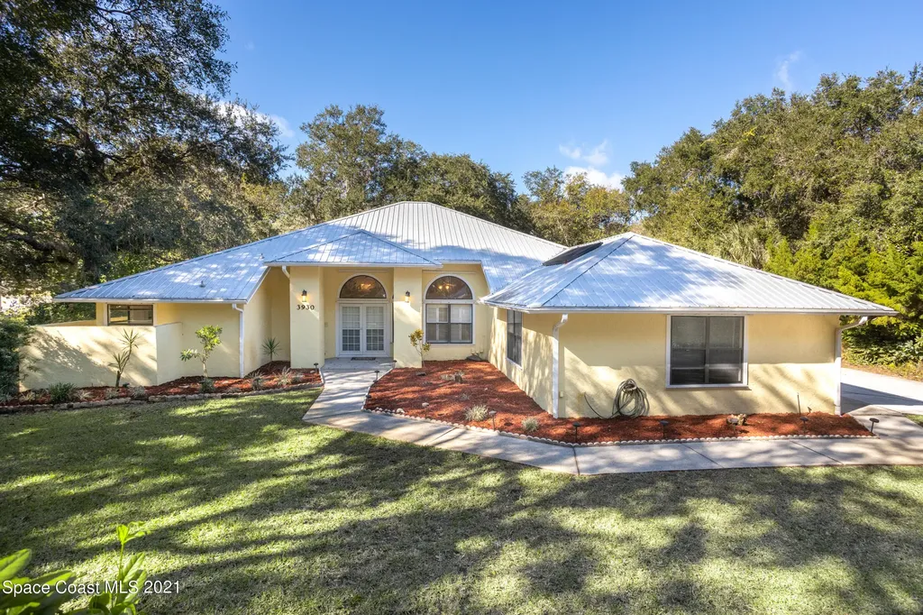 3930 Hammock Road Mims FL 32754