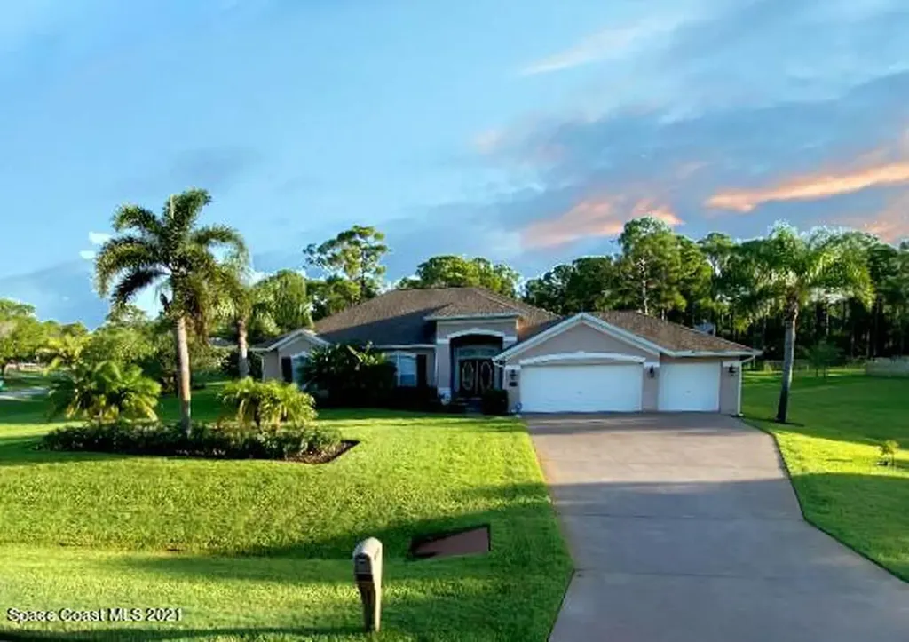 4500 Celestial Drive Grant FL 32949