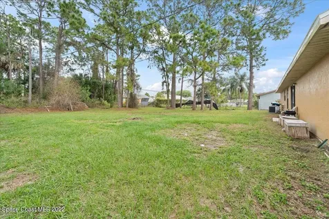 1565 Napanee Street NW Palm Bay FL 32907