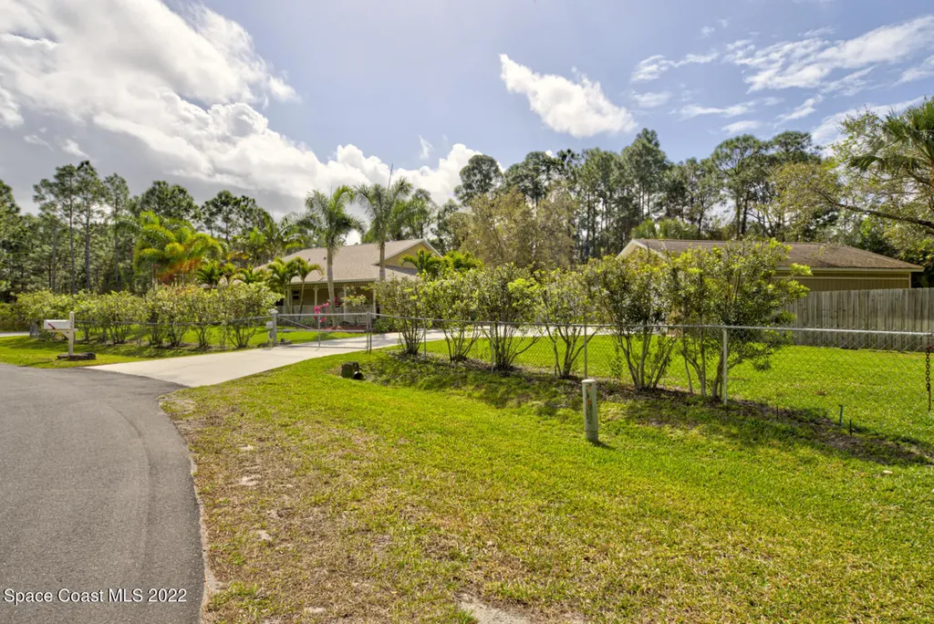 3222 Halblum Avenue SE Palm Bay FL 32909
