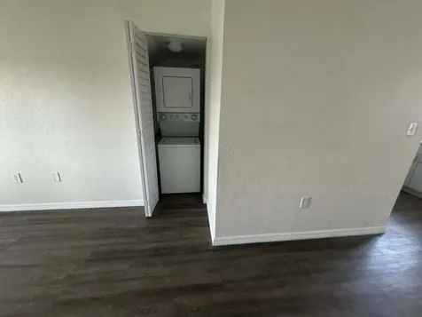 206 Nw 84th Street Miami FL 33150