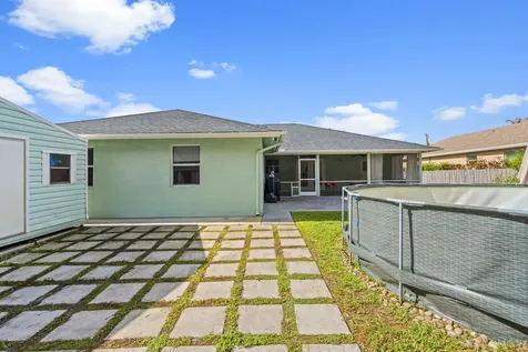 314 Se Fisk Road Port Saint Lucie FL 34984