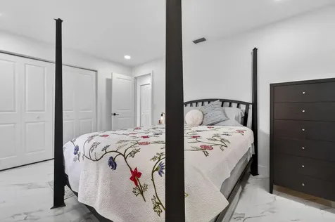 688 Sw Lake Court Boynton Beach FL 33426