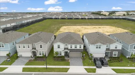 4321 Lana Avenue Davenport FL 33897