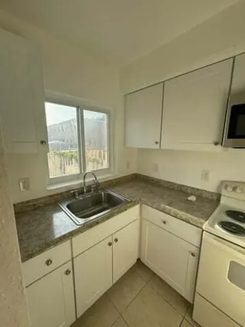 8428 Nw 2nd Avenue Miami FL 33150