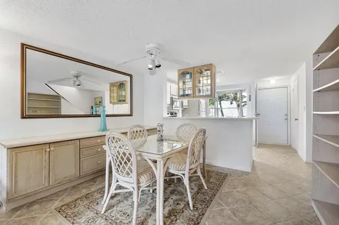 2871 Ne 15th Street Pompano Beach FL 33062