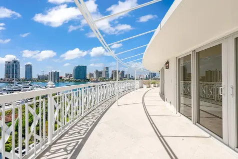 389 S Lake Drive Palm Beach FL 33480