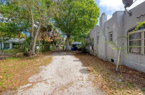 2606 Sunrise Boulevard Fort Pierce FL 34982