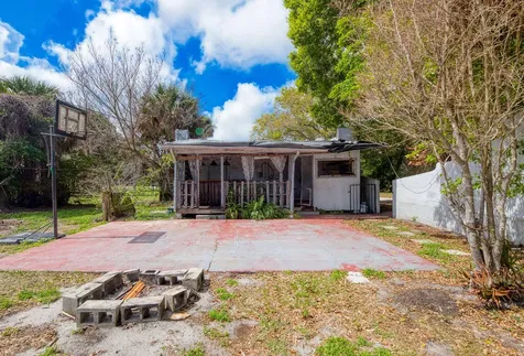 2606 Sunrise Boulevard Fort Pierce FL 34982