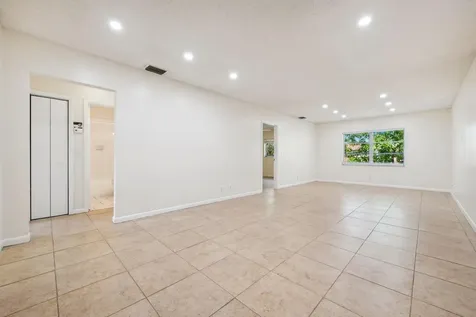 308 Southwind Court North Palm Beach FL 33408
