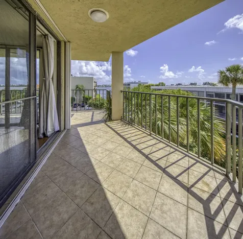 890 Federal Highway Lantana FL 33462
