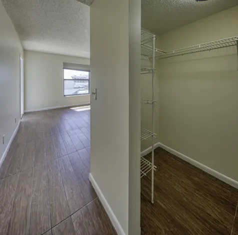 890 Federal Highway Lantana FL 33462