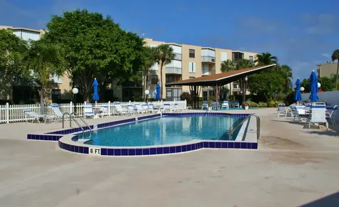 890 Federal Highway Lantana FL 33462
